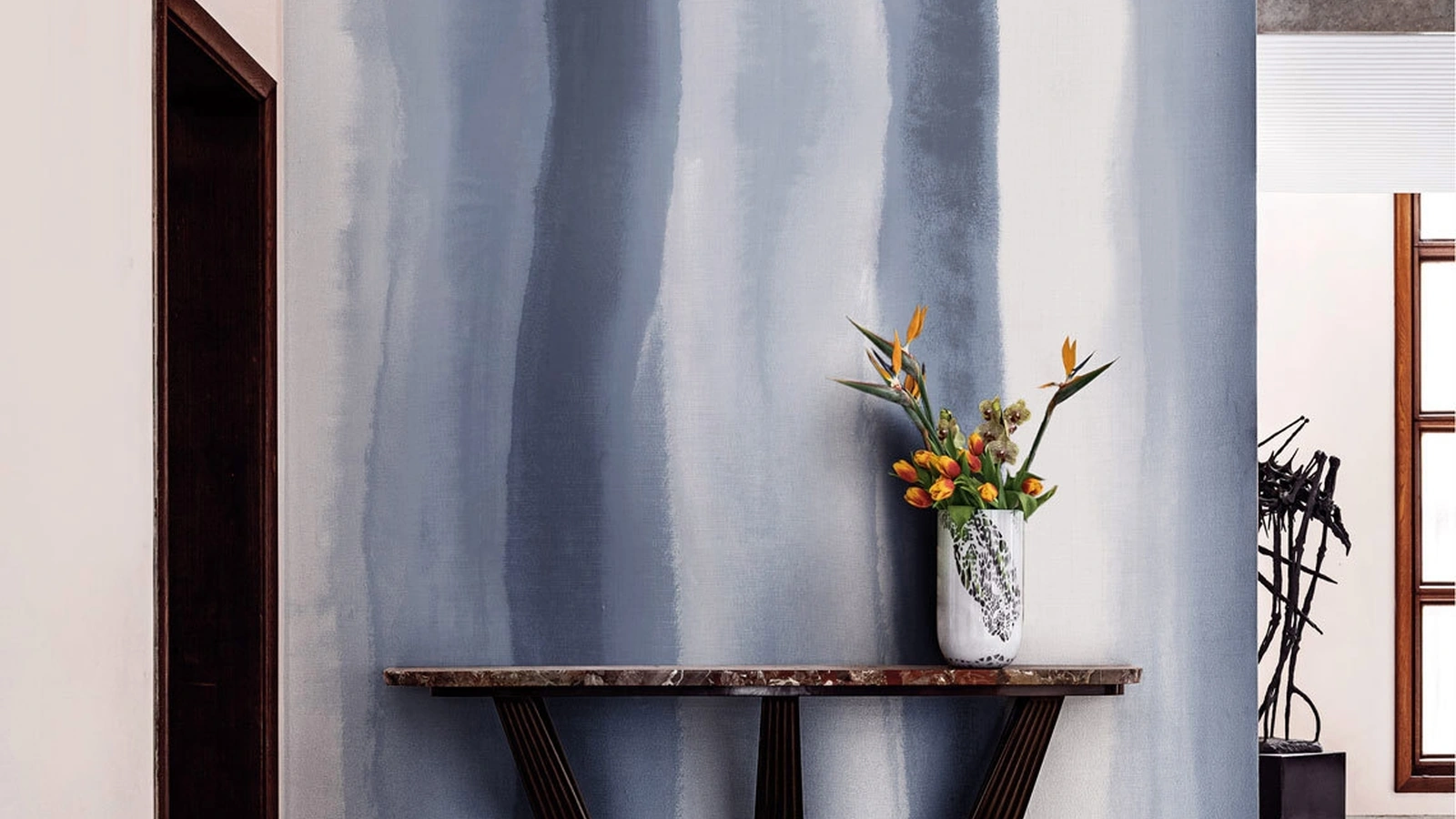 Carta da parati Soft Stripe Clouds di London Art