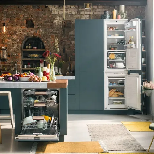 Frigo congelatore combinato da incasso di NEFF