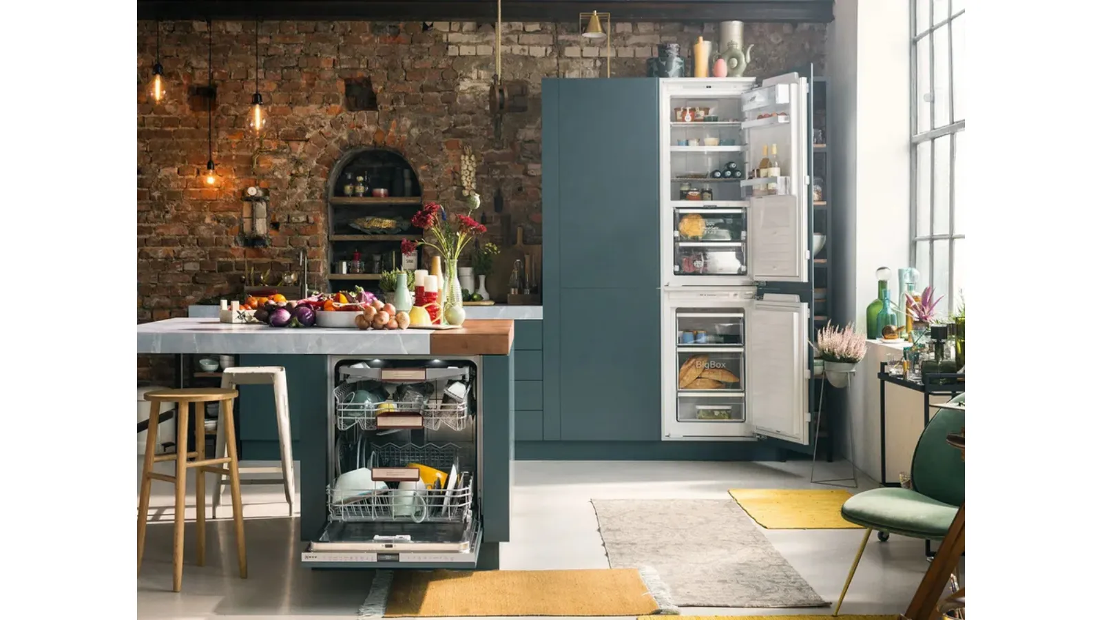 Frigo congelatore combinato da incasso di NEFF