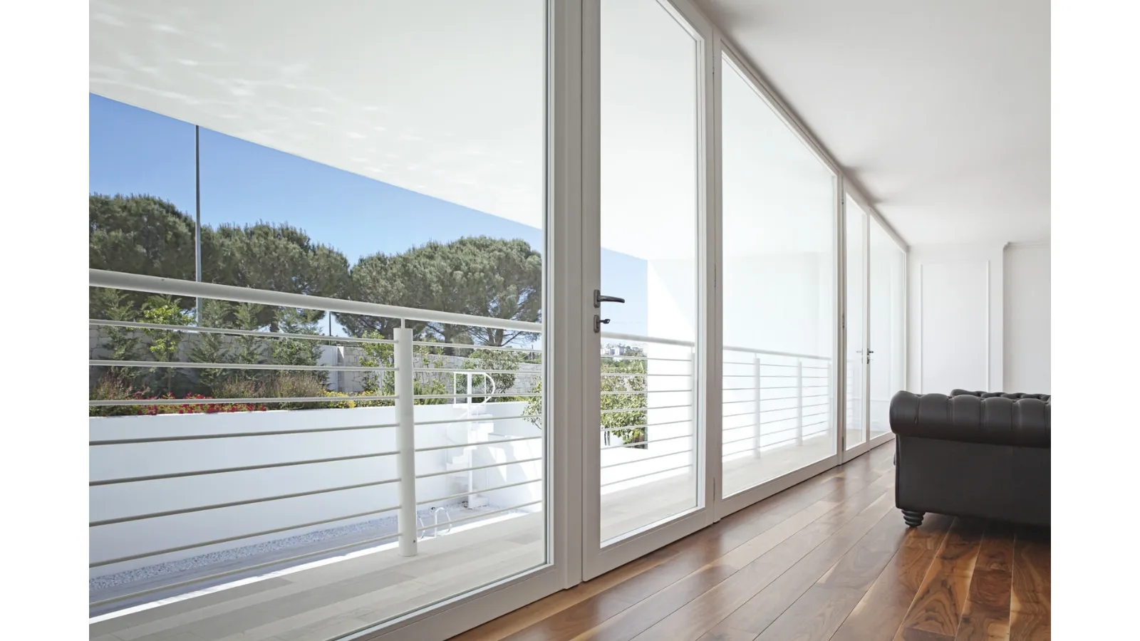 Finestra ideale per ambienti moderni e contemporanei Legno Design di De Carlo