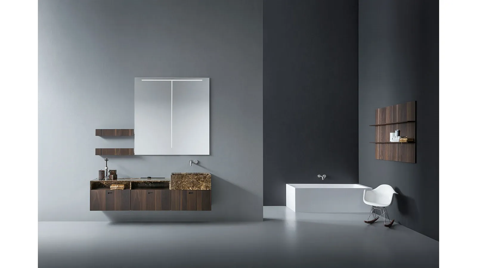 Mobile da Bagno sospeso in rovere termocotto con lavabo e top in marmo EmperadorCraft 04 di Novello