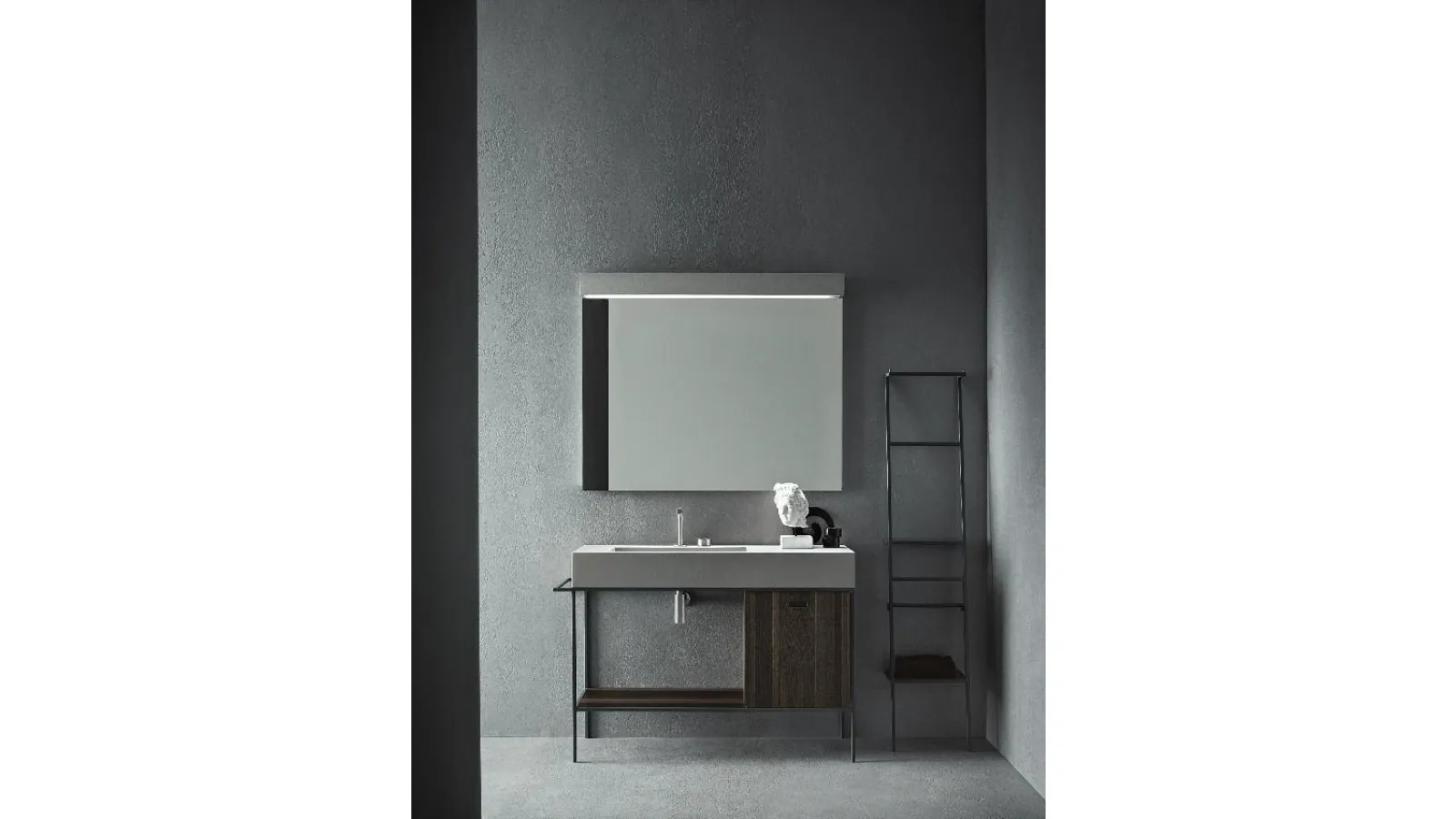 Mobile da Bagno a terra in rovere termocotto con lavabo in resina di cemento Craft 07 di Novello