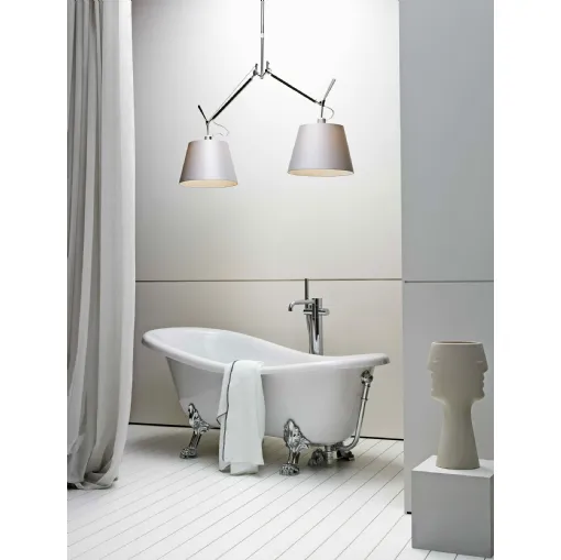 Vasca da Bagno classica con piedini in metallo argentato Jubilaeum 05 di Azzurra Ceramica