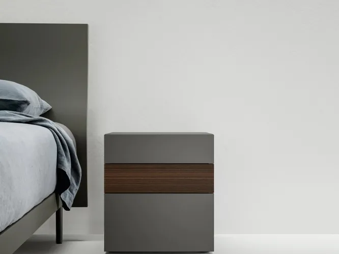 Comodino Filnox in laccato e legno di Caccaro