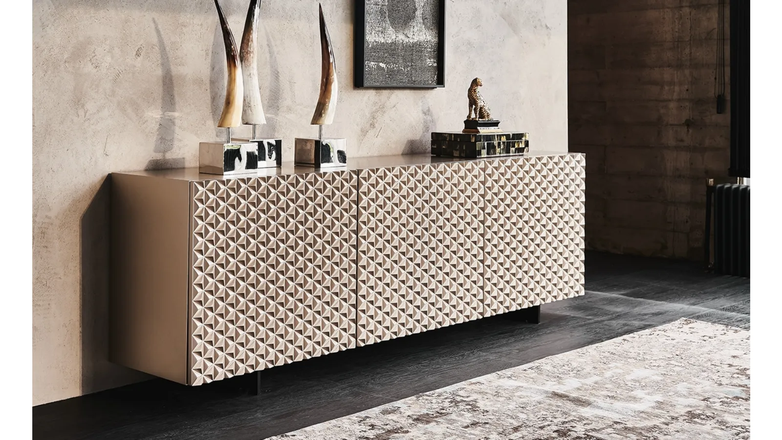 Madia Royalton in legno con ante in poliuretano laccato Cattelan Italia