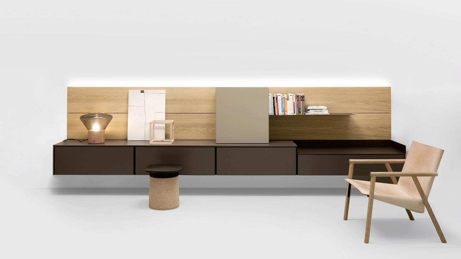 Mobile Porta Tv Avenue System Suspended di Kristalia