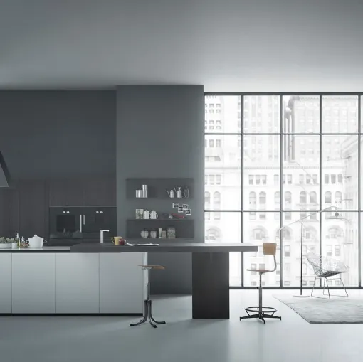 Cucina Design con isola Fifty 01 in laccato opaco di Zampieri Cucine