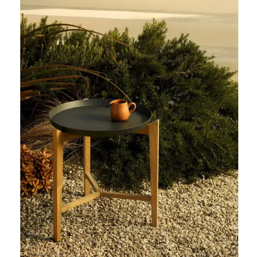 Tavolino Fresbee in alluminio e teak di Unopiu