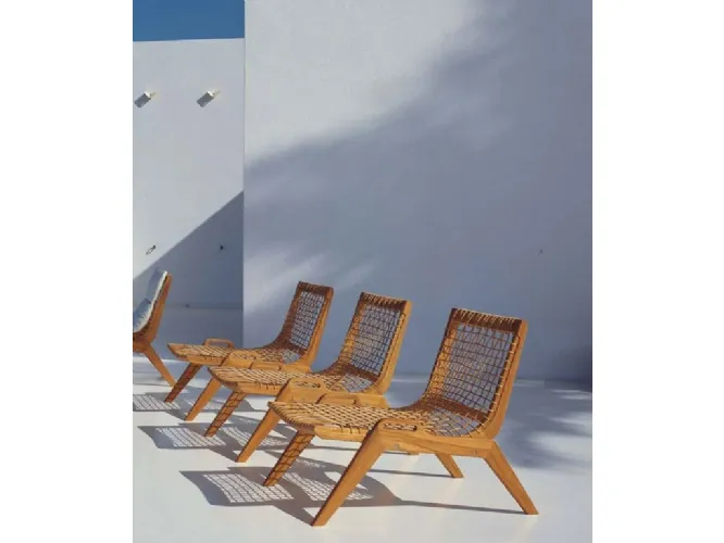 Poltrona Lounge Synthesis in teak e fibra sintetica intrecciata di Unopiu