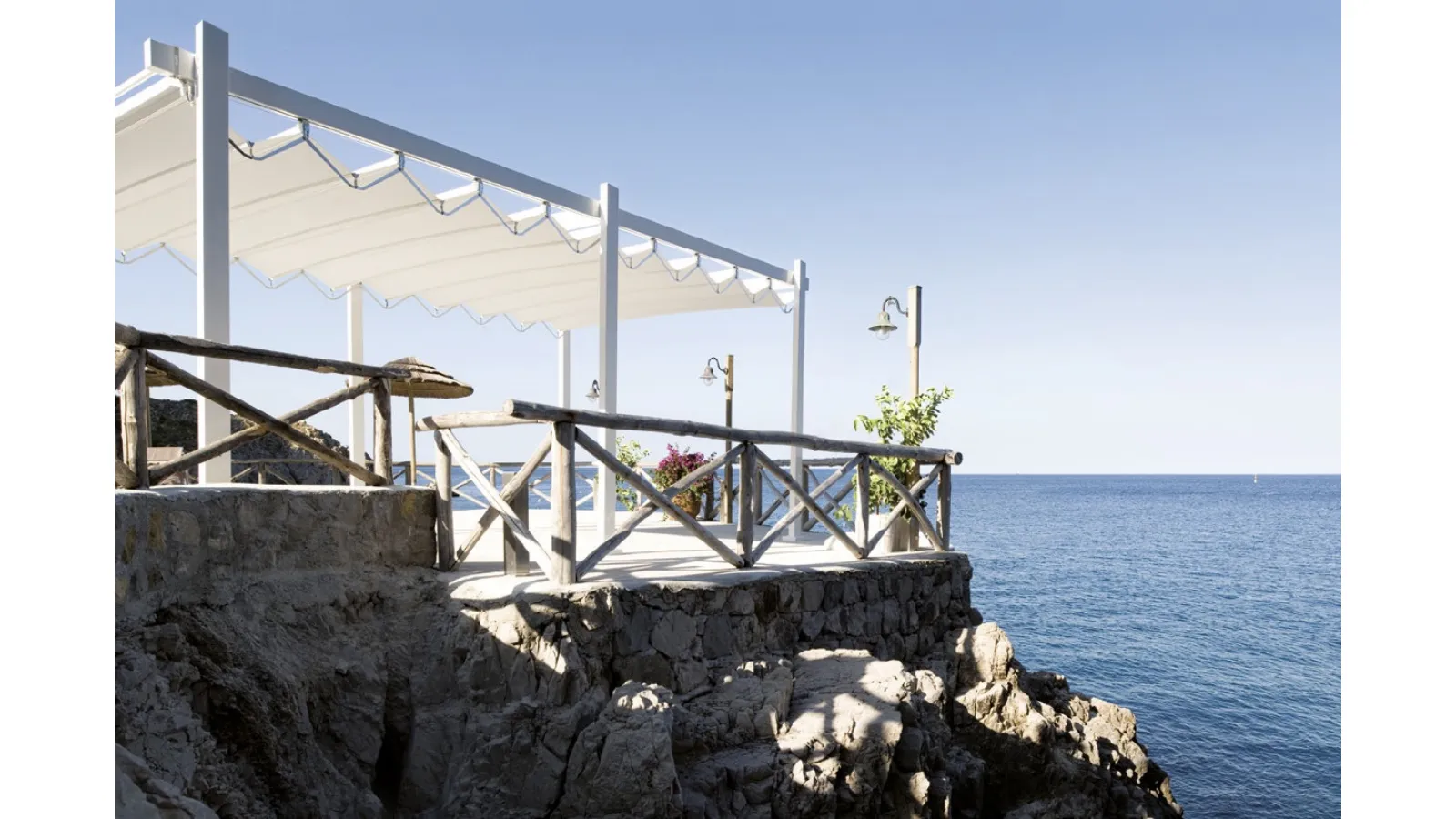 Pergola a isola Medisolafly di Gibus