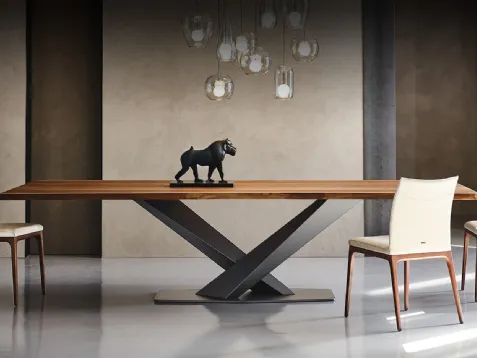 Stratos Wood